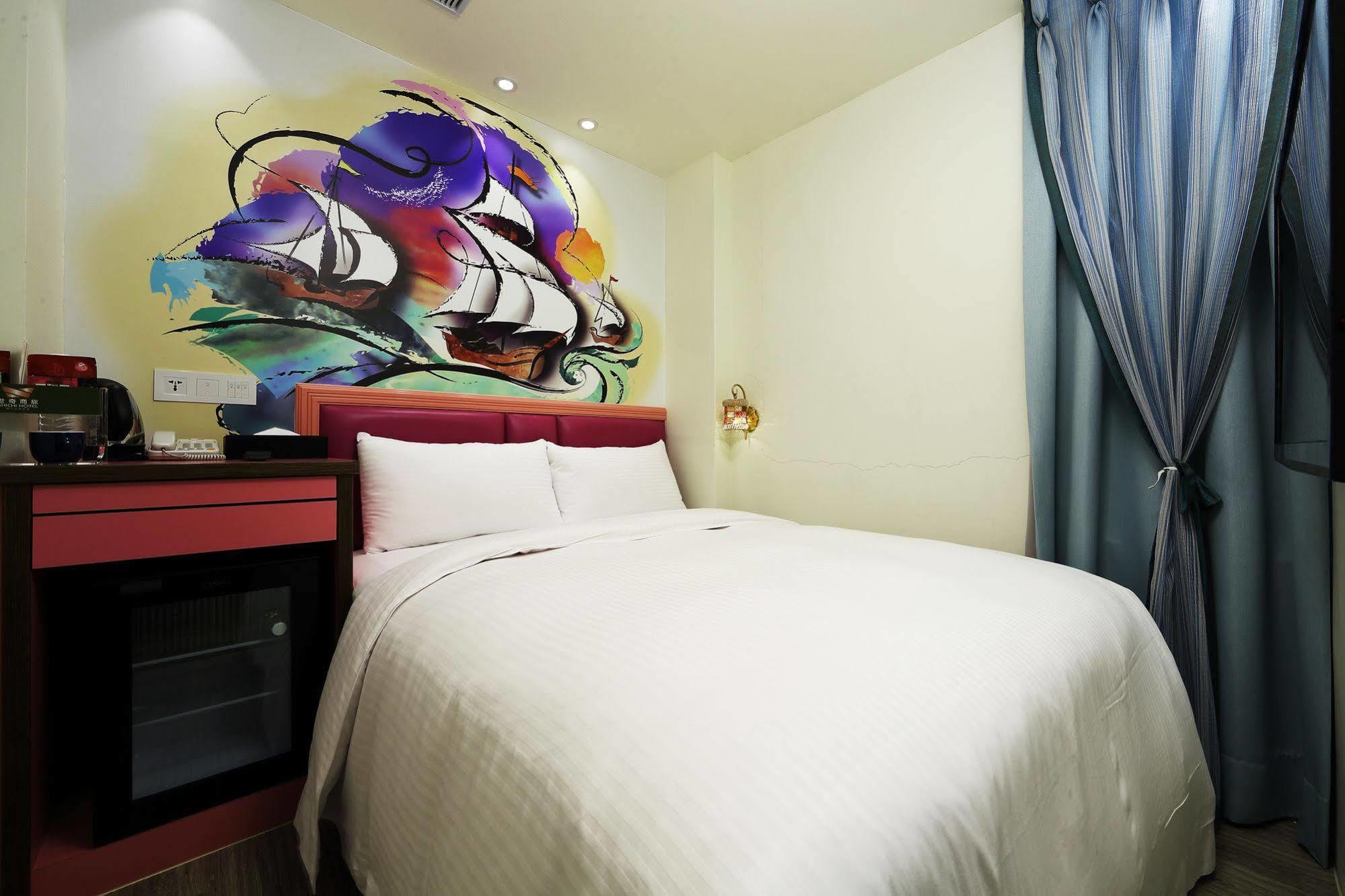 Shichi Hotel Kaohsiung Exteriör bild