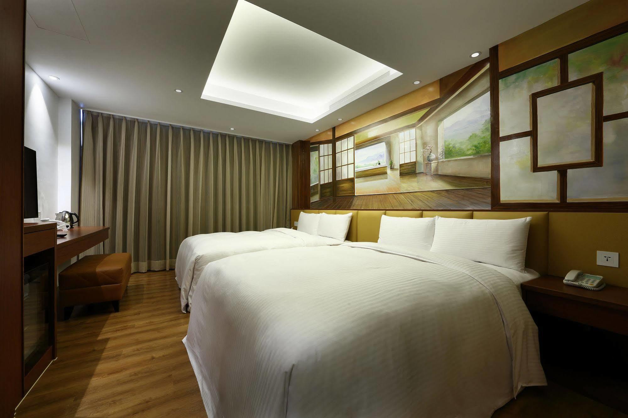 Shichi Hotel Kaohsiung Exteriör bild